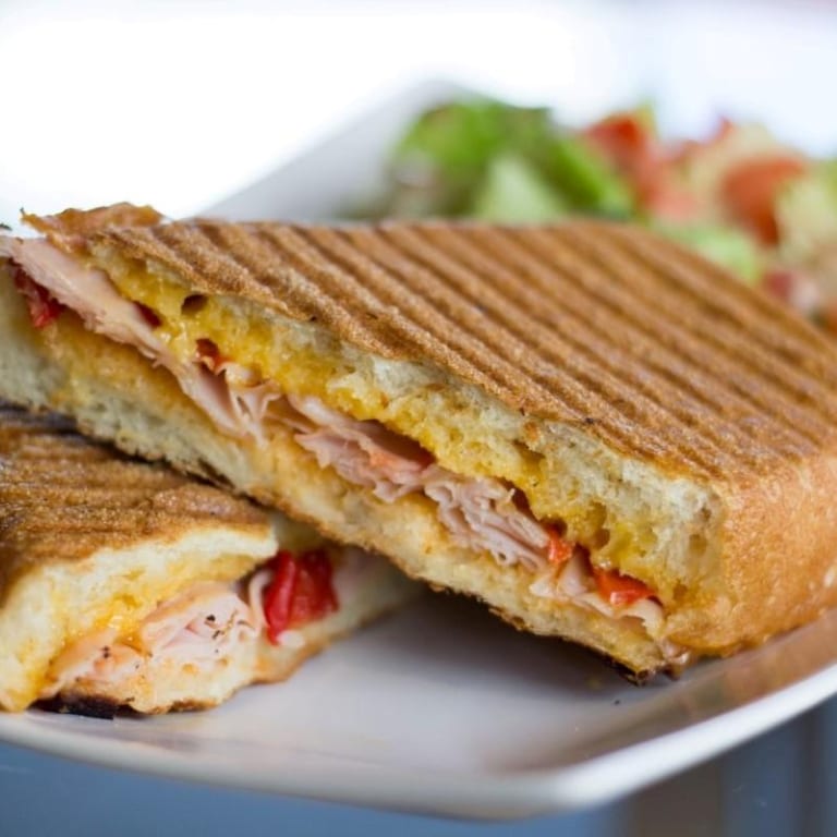 Satisfy Your Lunch Cravings